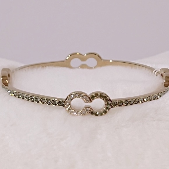 NWT Coach Gold-Tone Pave Op Art "C" Station Bangle Bracelet - Picture 10 of 17